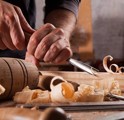 Mastering Woodwork: A Guide to Becoming a Cabinet Maker